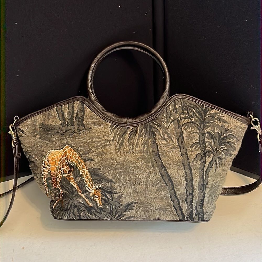 Bueno Embroidered Giraffe Purse with Handles and Strap